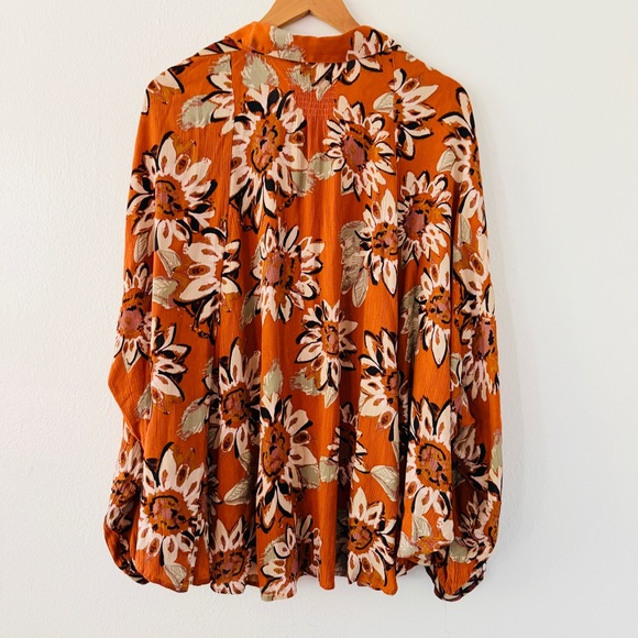 Free People Floral Blouse in Red and White - Picture 5 of 5